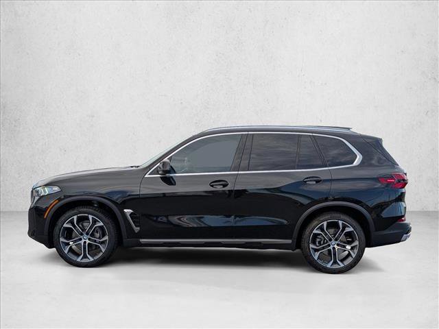 Used 2025 BMW X5 sDrive40i w/ Premium Package image 9