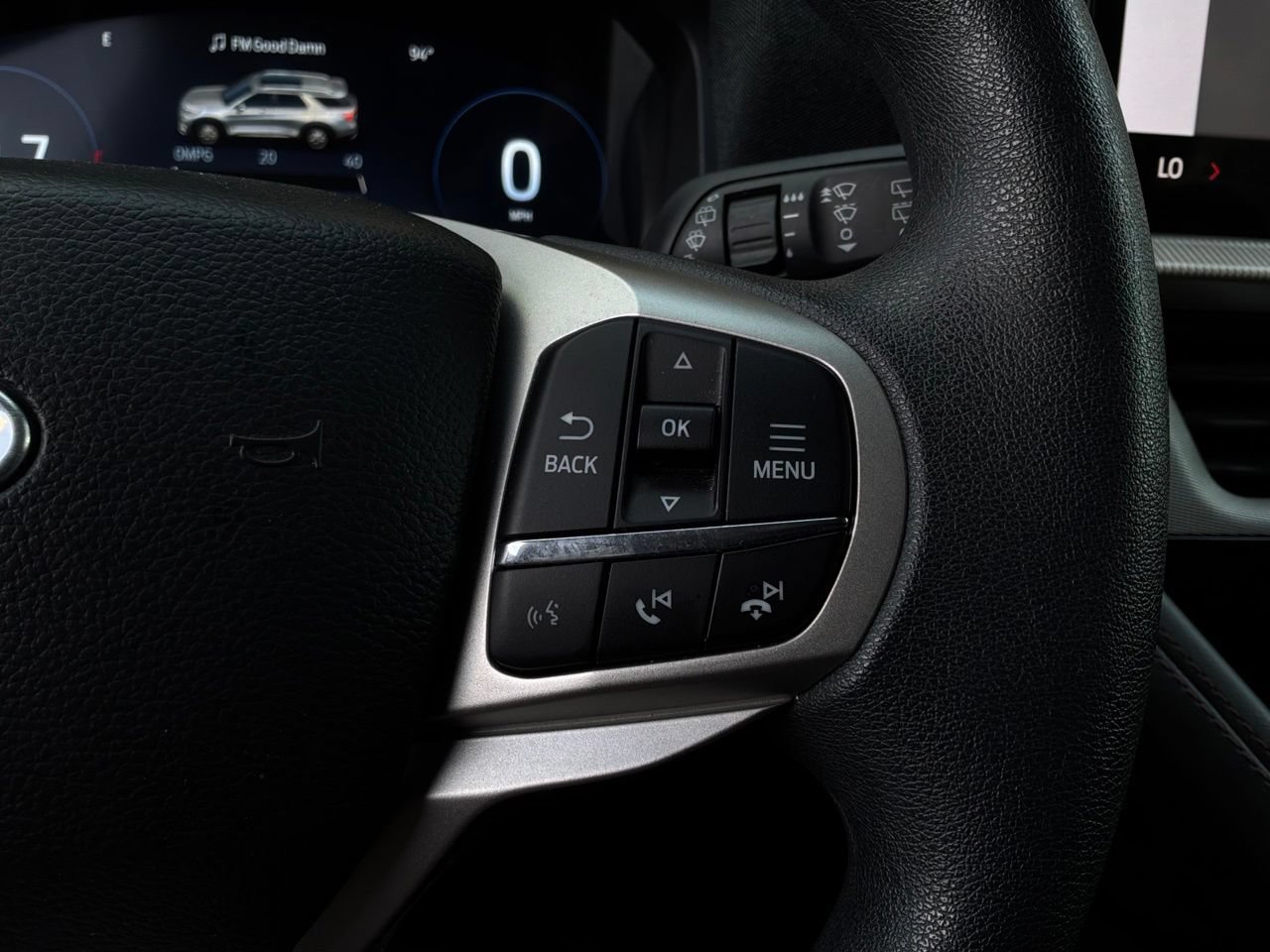Used 2026 Ford Explorer Active RWD image 39