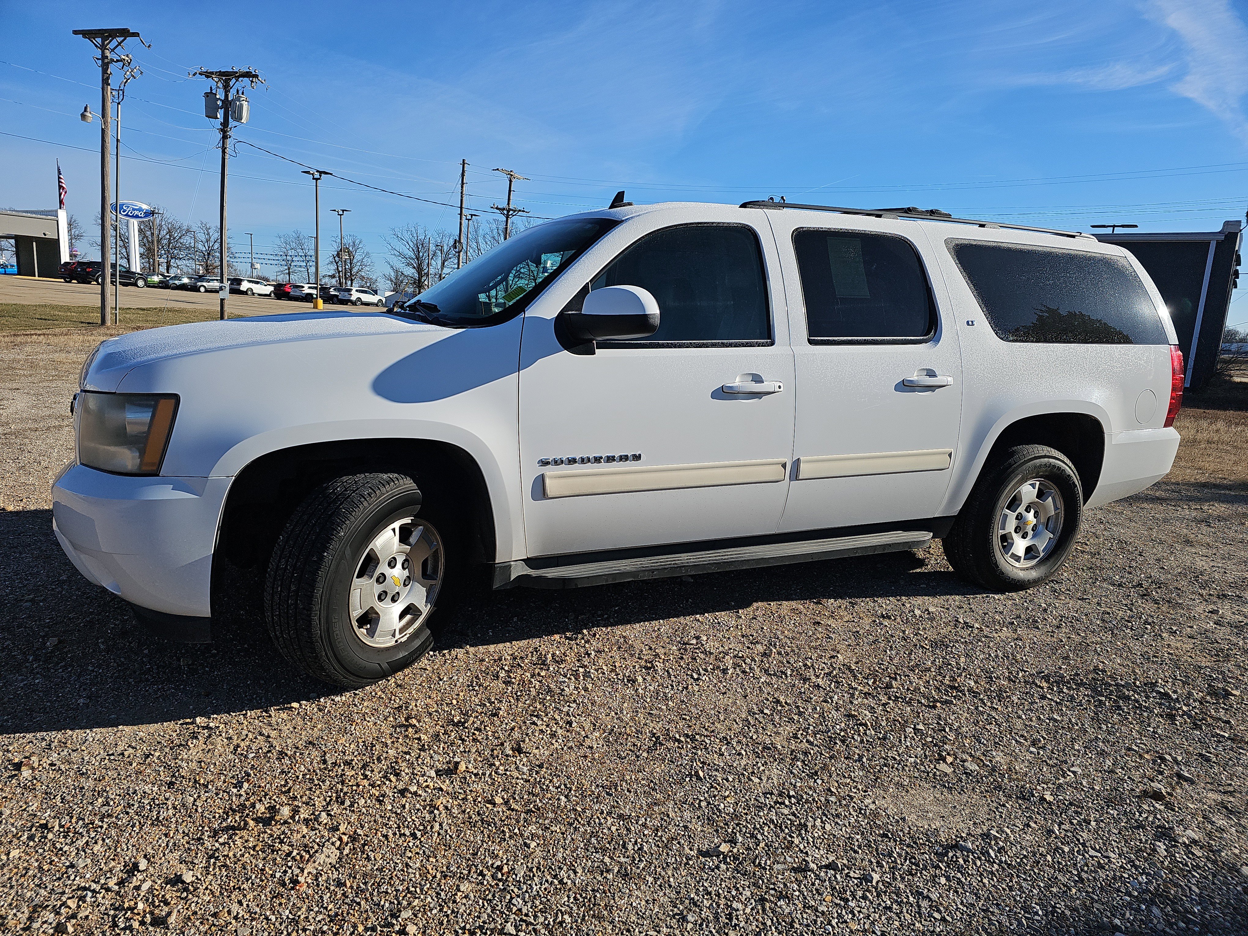 Used 2010 Chevrolet Suburban LT image 8