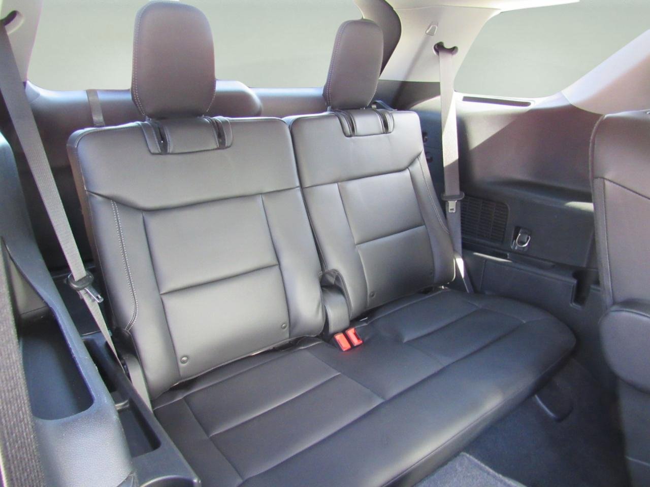 Used 2022 Ford Explorer XLT w/ Equipment Group 202A image 37