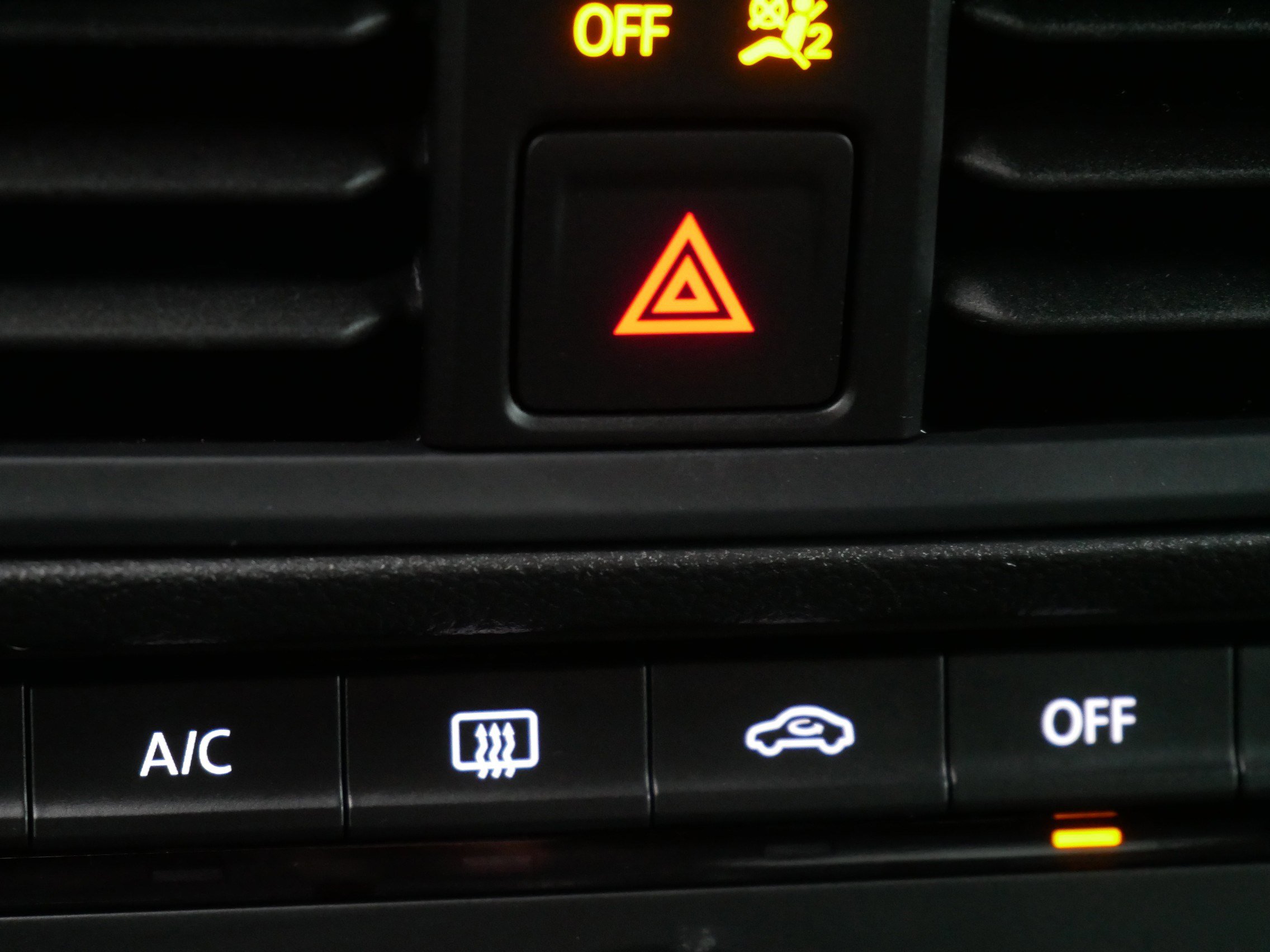 Used 2022 Volkswagen Jetta Sport image 28