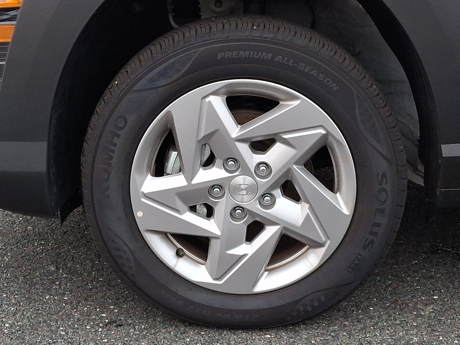 Used 2026 Hyundai Kona SE AWD/4WD image 8