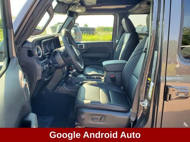 New 2025 Jeep Wrangler Sahara image 11