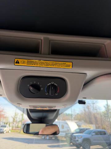 Used 2019 Ford Transit 350 XLT RWD image 21