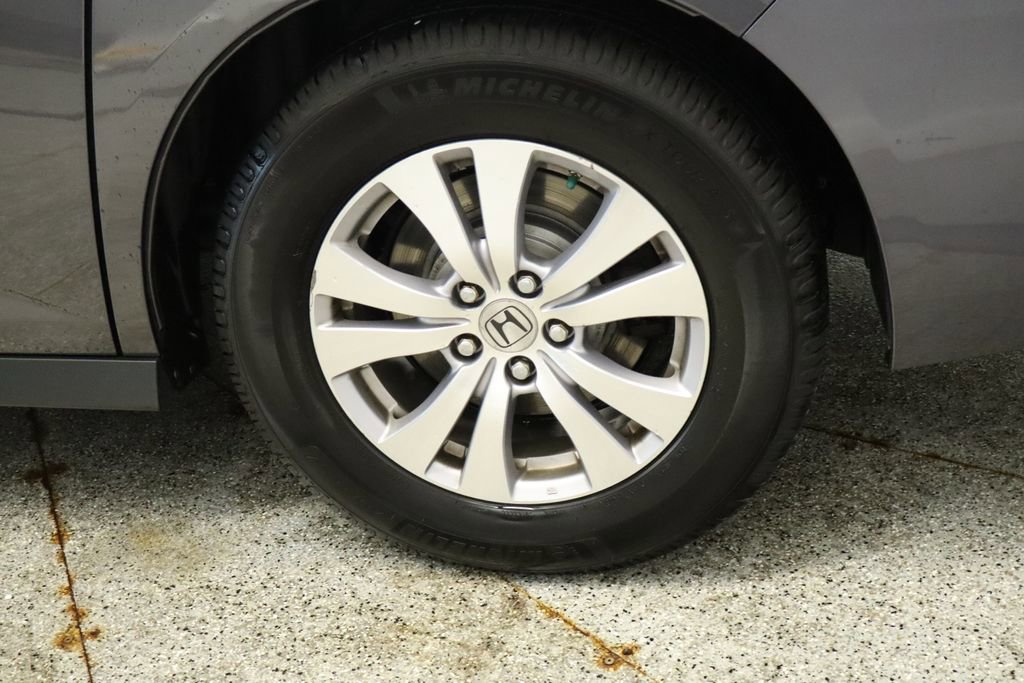 Used 2015 Honda Odyssey EX-L image 12