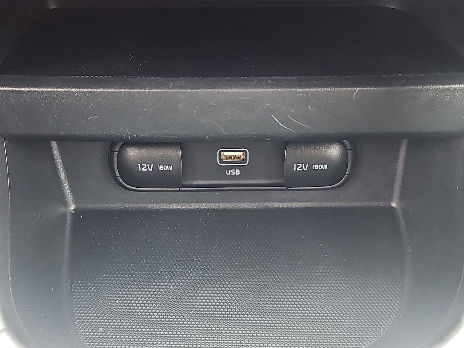 Used 2024 Kia Seltos LX AWD/4WD image 16