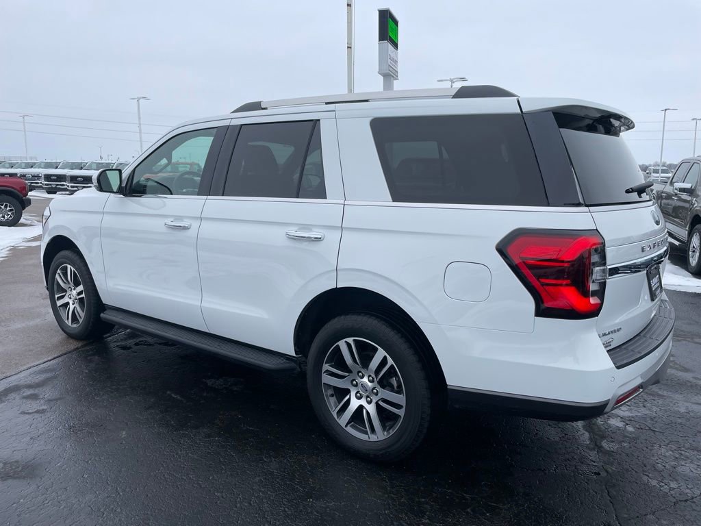Used 2024 Ford Expedition Limited image 5