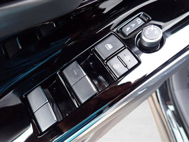 Certified 2023 Subaru Solterra AWD image 15