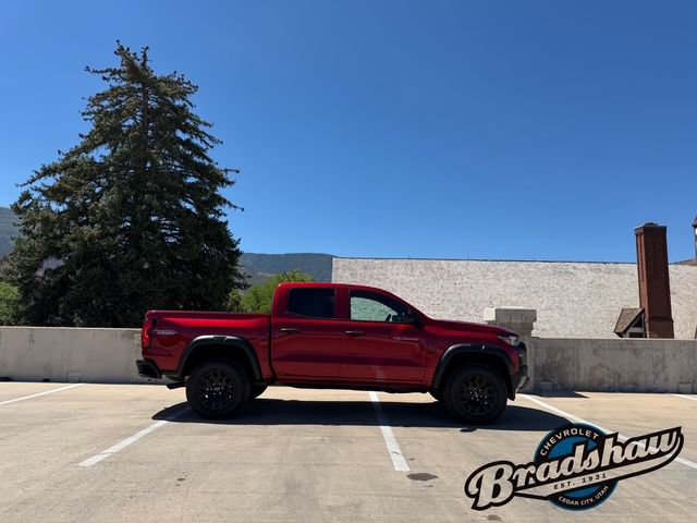 Used 2023 Chevrolet Colorado Trail Boss w/ Technology Package AWD/4WD image 3
