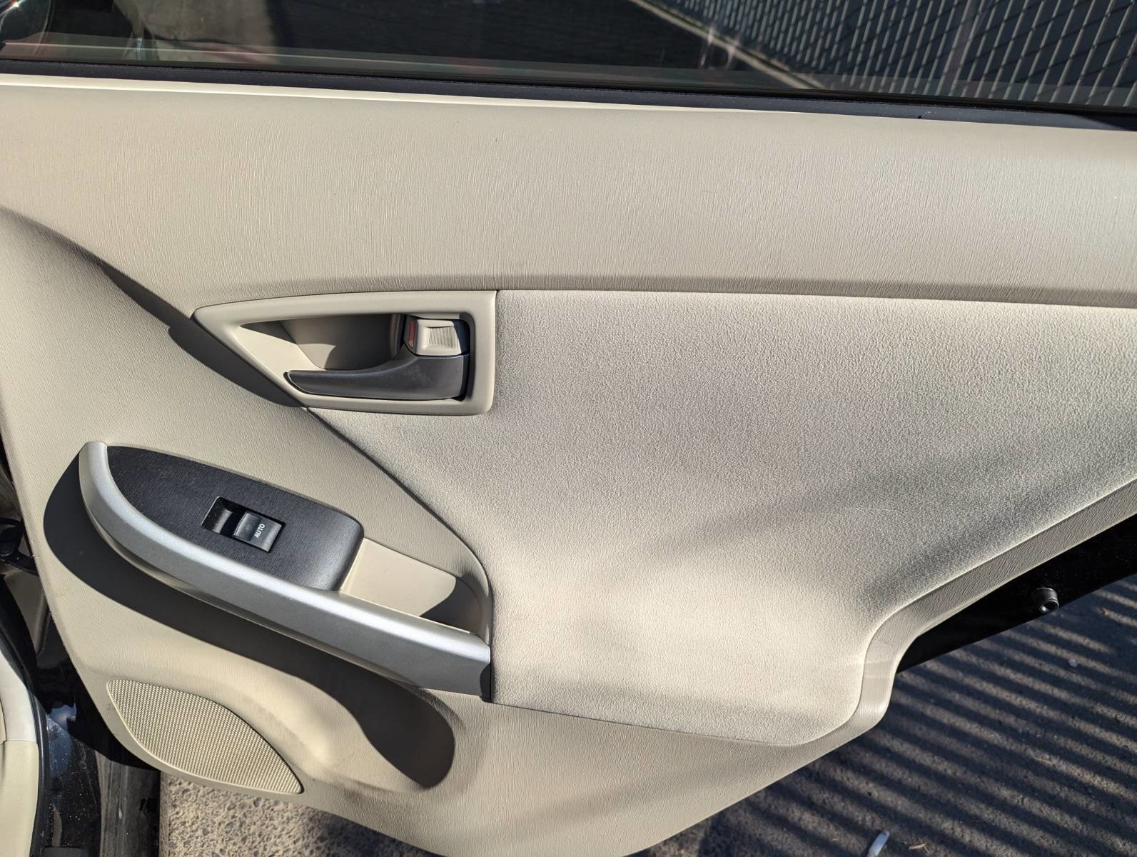 Used 2012 Toyota Prius Three w/ Solar Roof Pkg FWD image 14