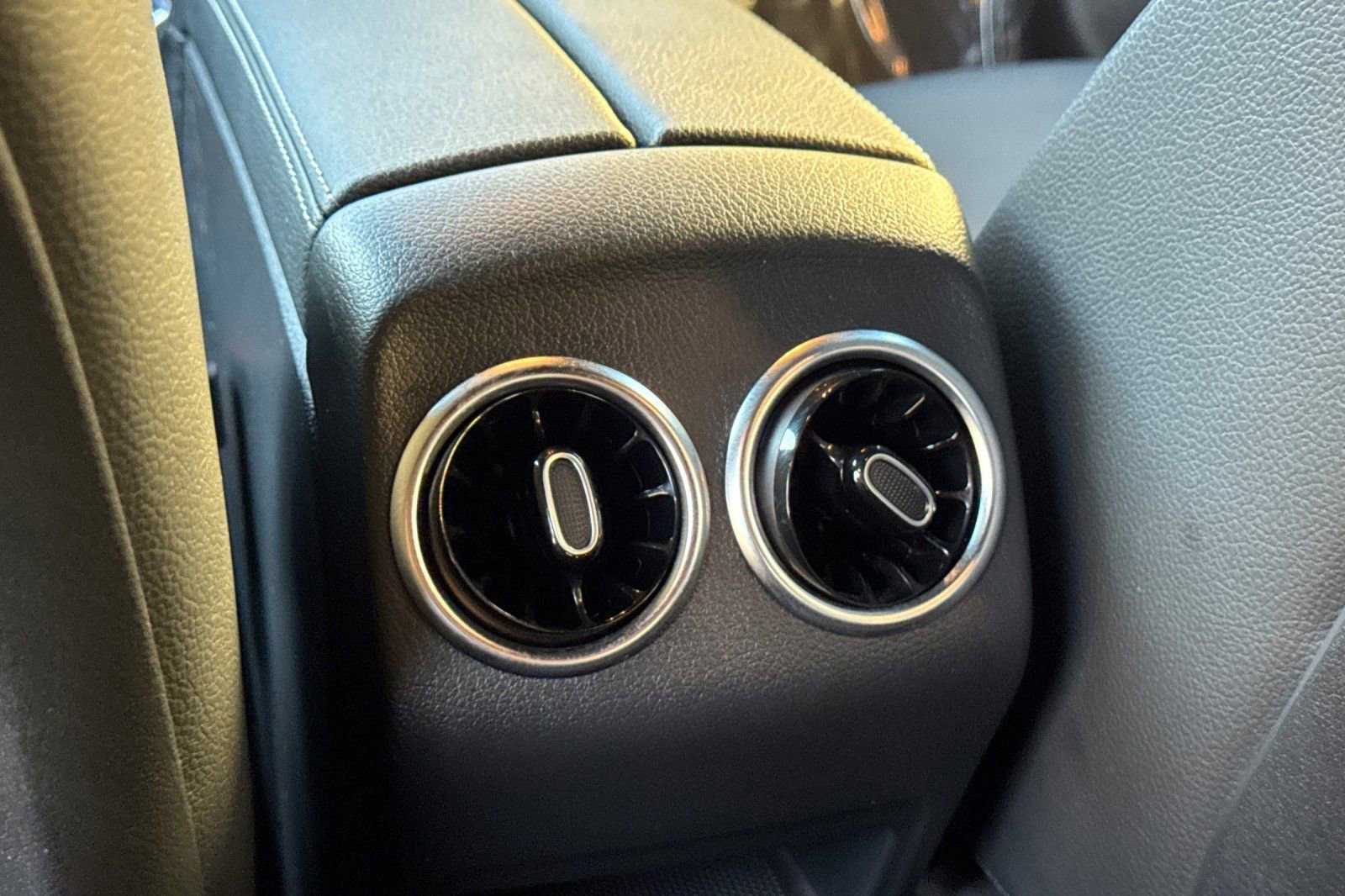 Certified 2022 Mercedes-Benz GLA 250 image 31