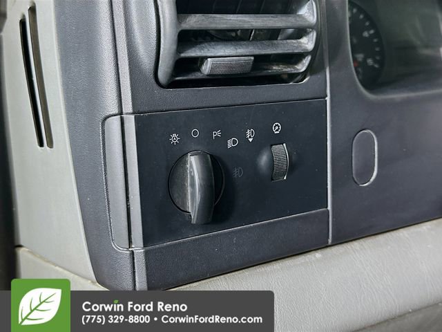 Used 2005 Ford F250 Lariat image 10