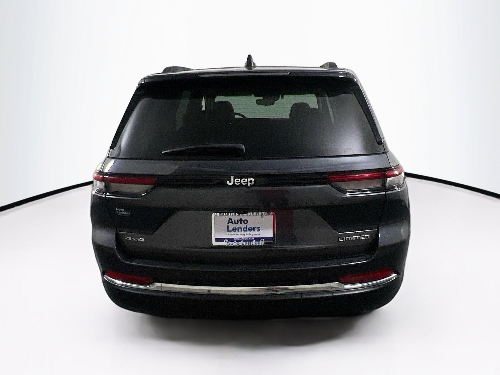 Used 2023 Jeep Grand Cherokee Limited w/ Trailer Tow Prep Group (B) AWD/4WD image 6