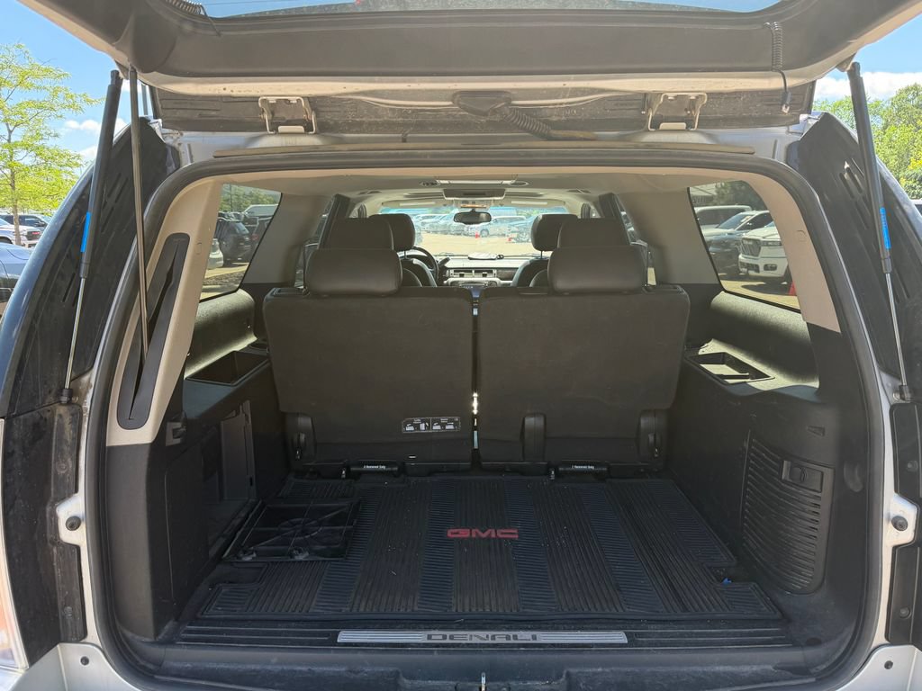 Used 2012 GMC Yukon XL Denali AWD/4WD image 12