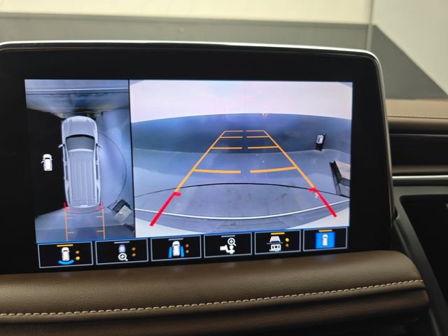 Used 2021 Chevrolet Tahoe High Country w/ Premium Package AWD/4WD image 29