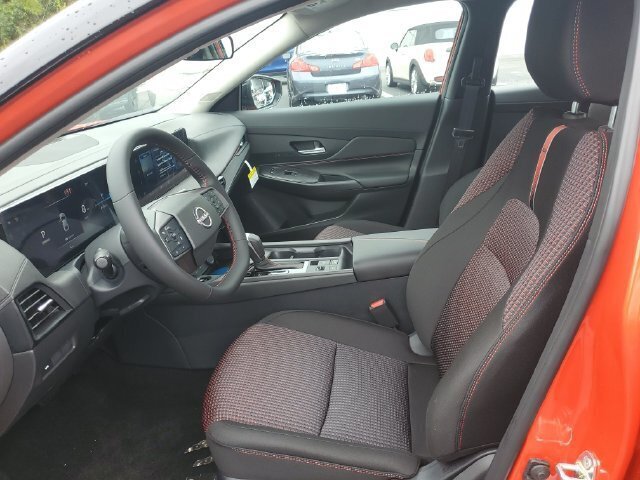New 2027 Nissan Sentra SR FWD image 11