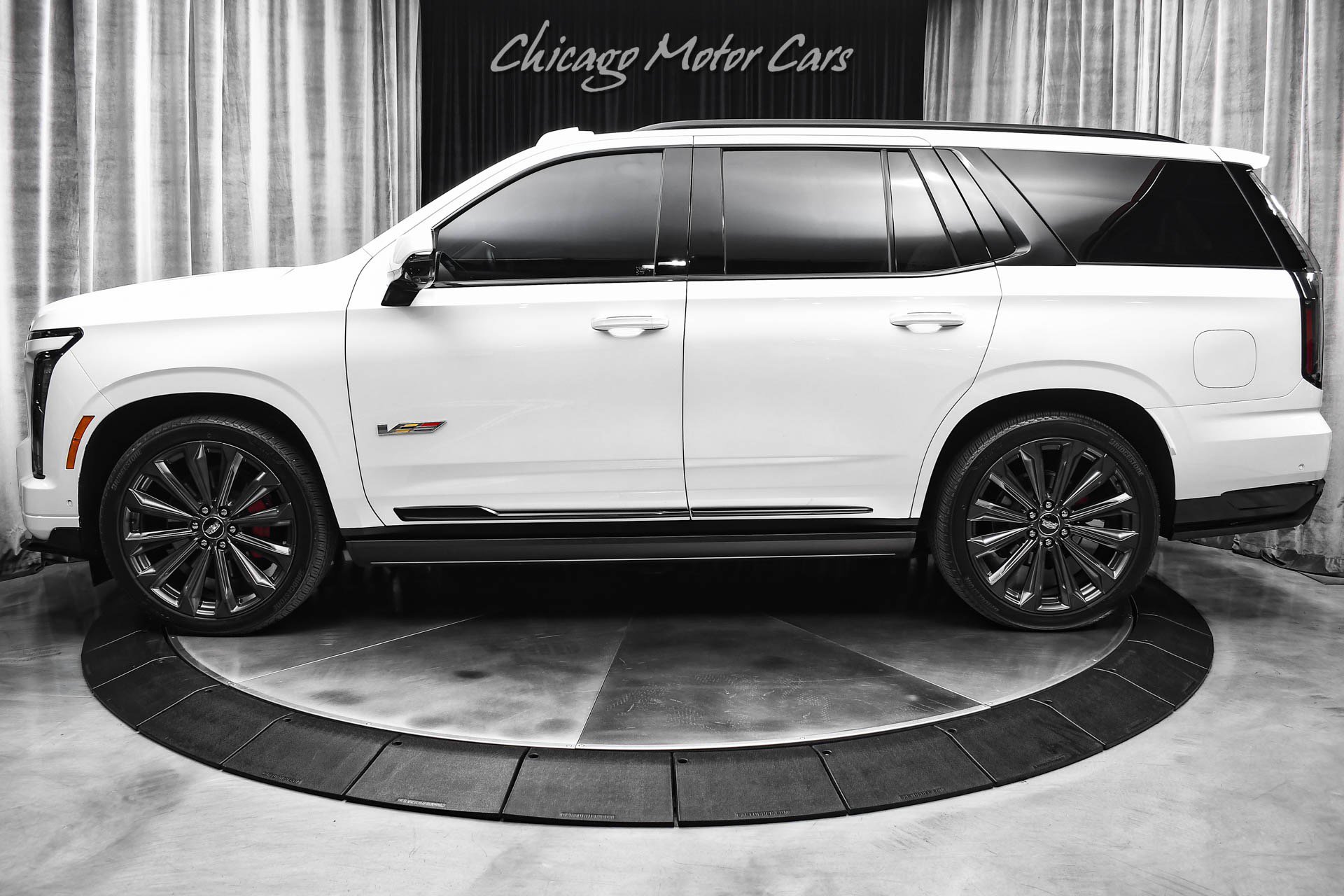 Used 2025 Cadillac Escalade V image 42