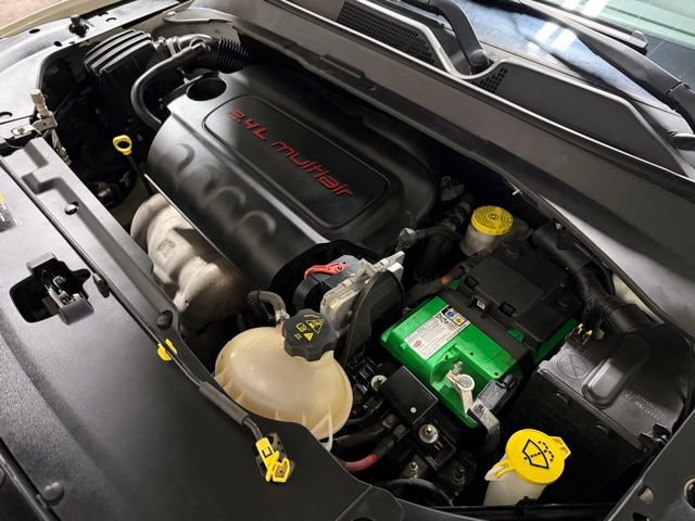 Used 2018 Jeep Compass Limited image 41