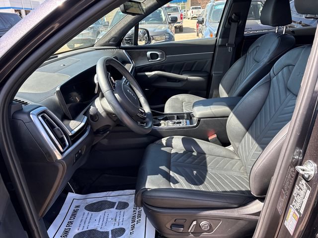 Used 2025 Kia Sorento SX Prestige AWD/4WD image 8