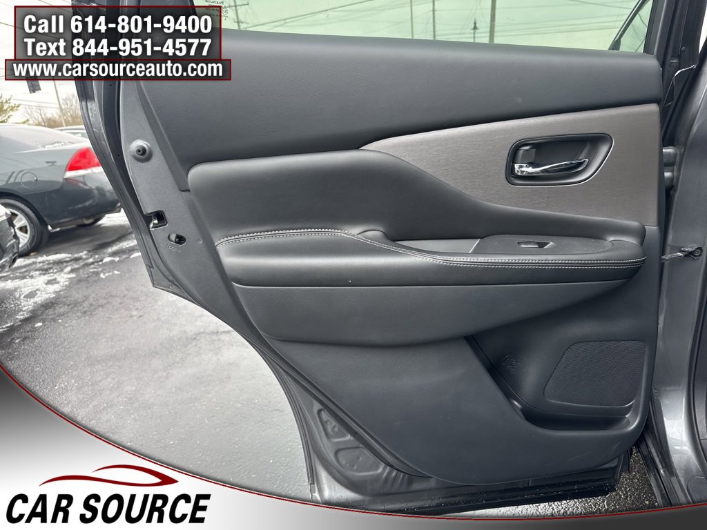 Used 2023 Nissan Murano SV image 33