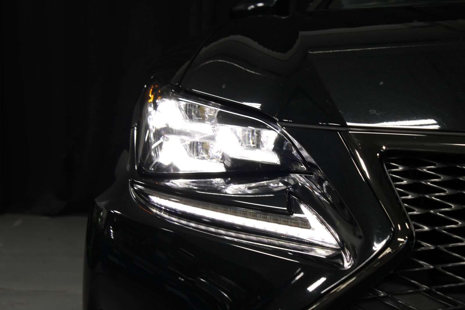 Used 2018 Lexus RC 300 AWD image 17