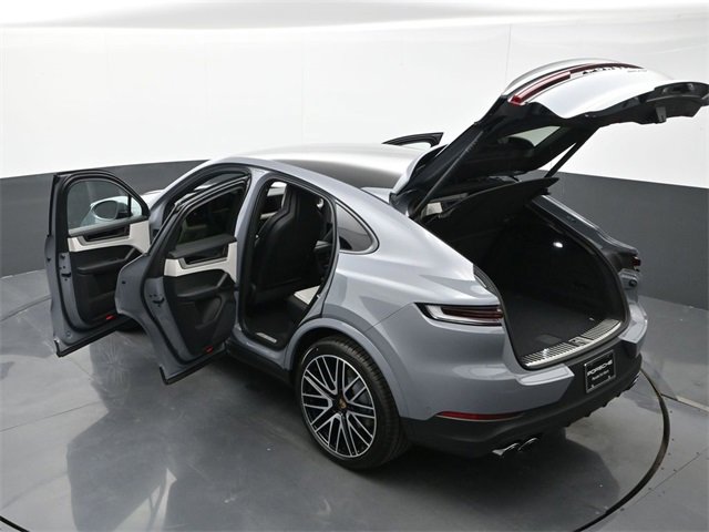New 2026 Porsche Cayenne Coupe image 29