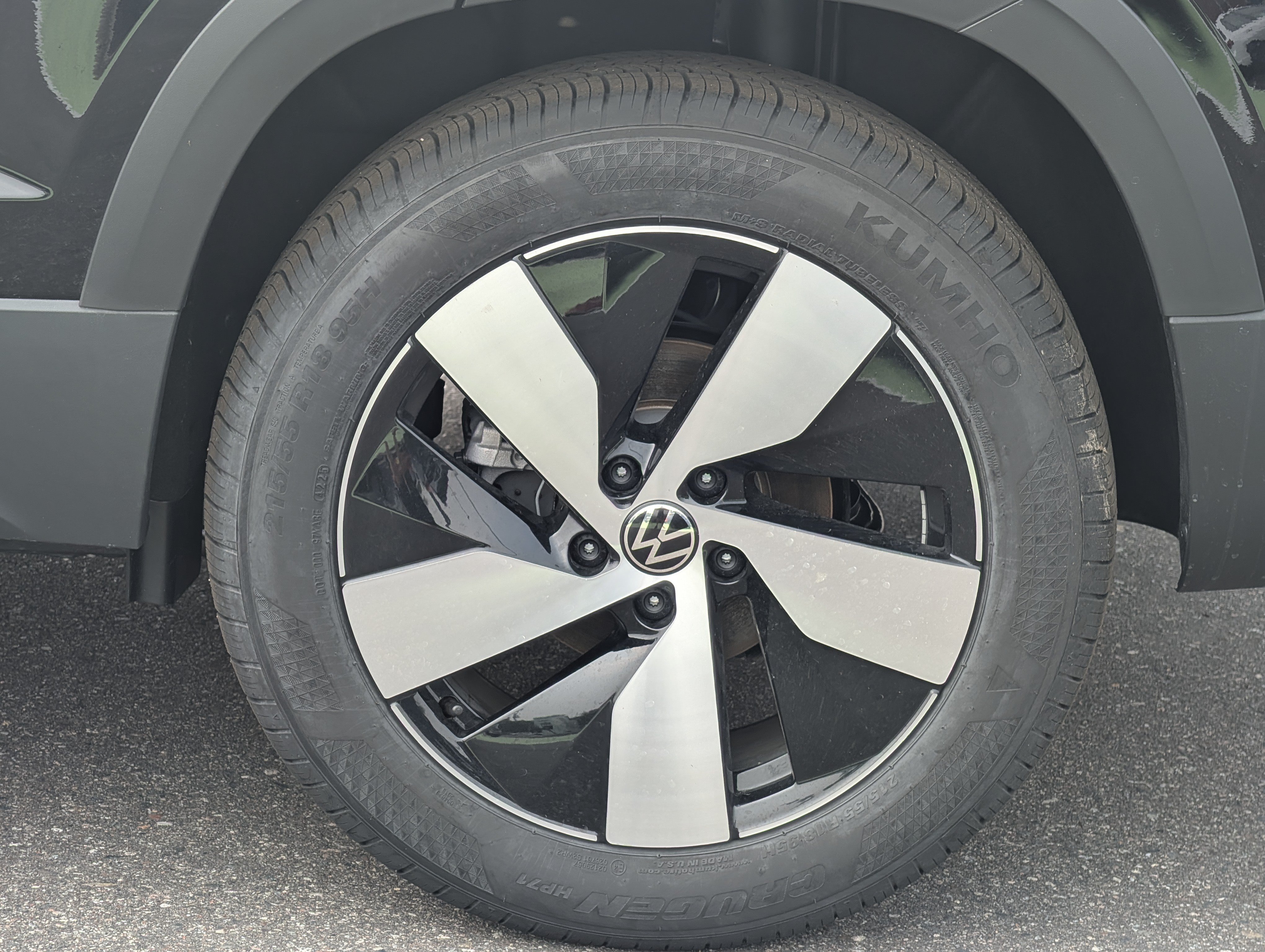 New 2026 Volkswagen Taos S AWD/4WD image 3