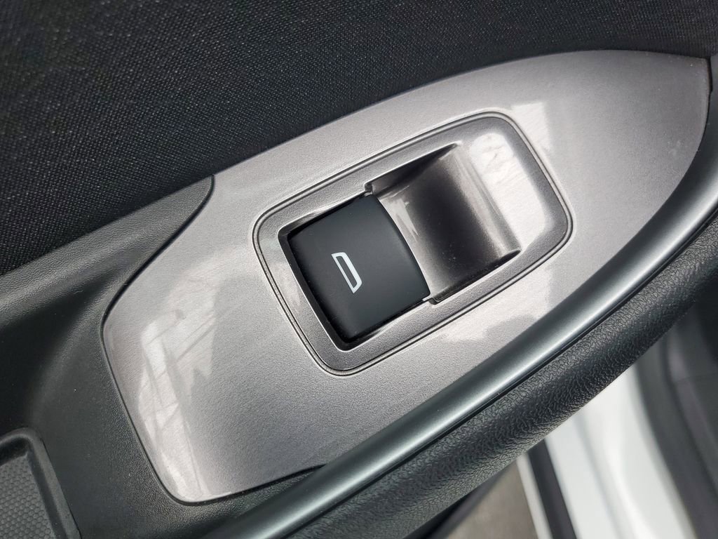 Used 2024 Chevrolet Malibu LT image 16