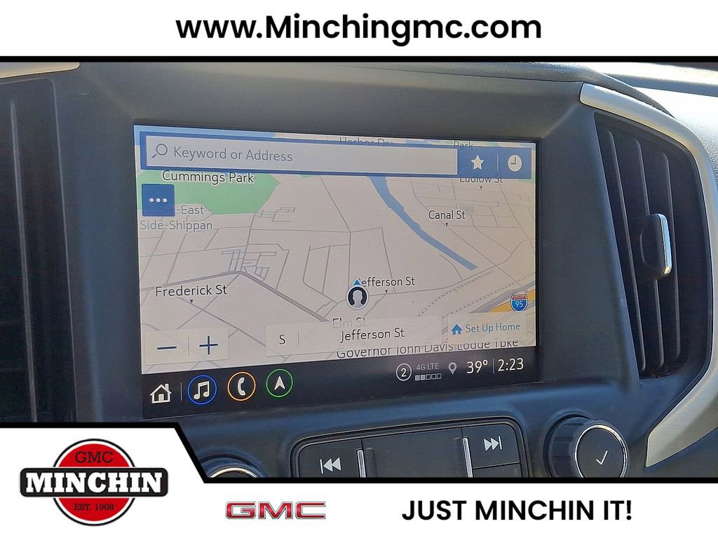 Used 2022 GMC Terrain Denali image 14