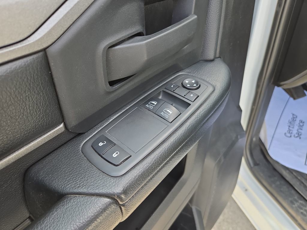 Used 2021 RAM 3500 Tradesman w/ Chrome Appearance Group image 13