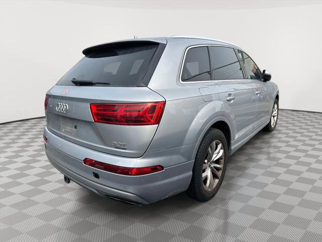 Used 2017 Audi Q7 3.0T Premium Plus image 3