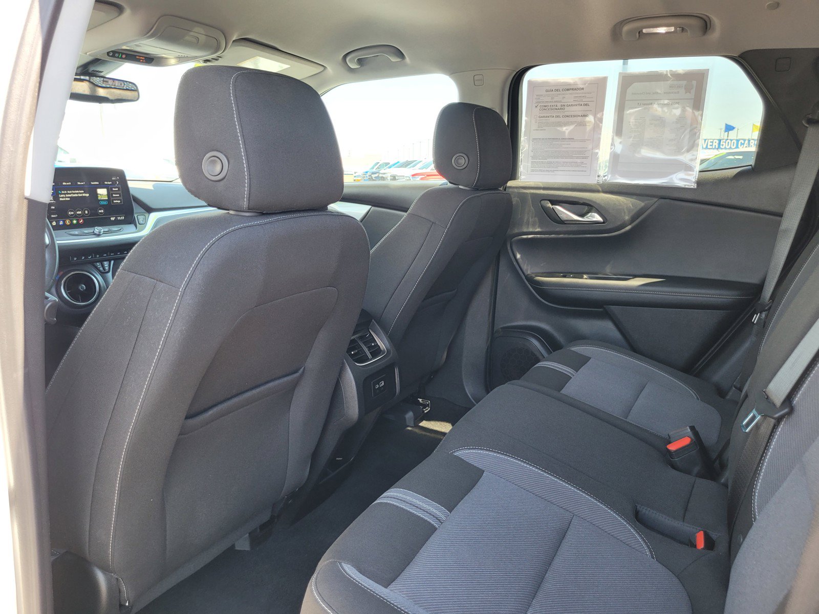 Used 2025 Chevrolet Blazer LT FWD image 13