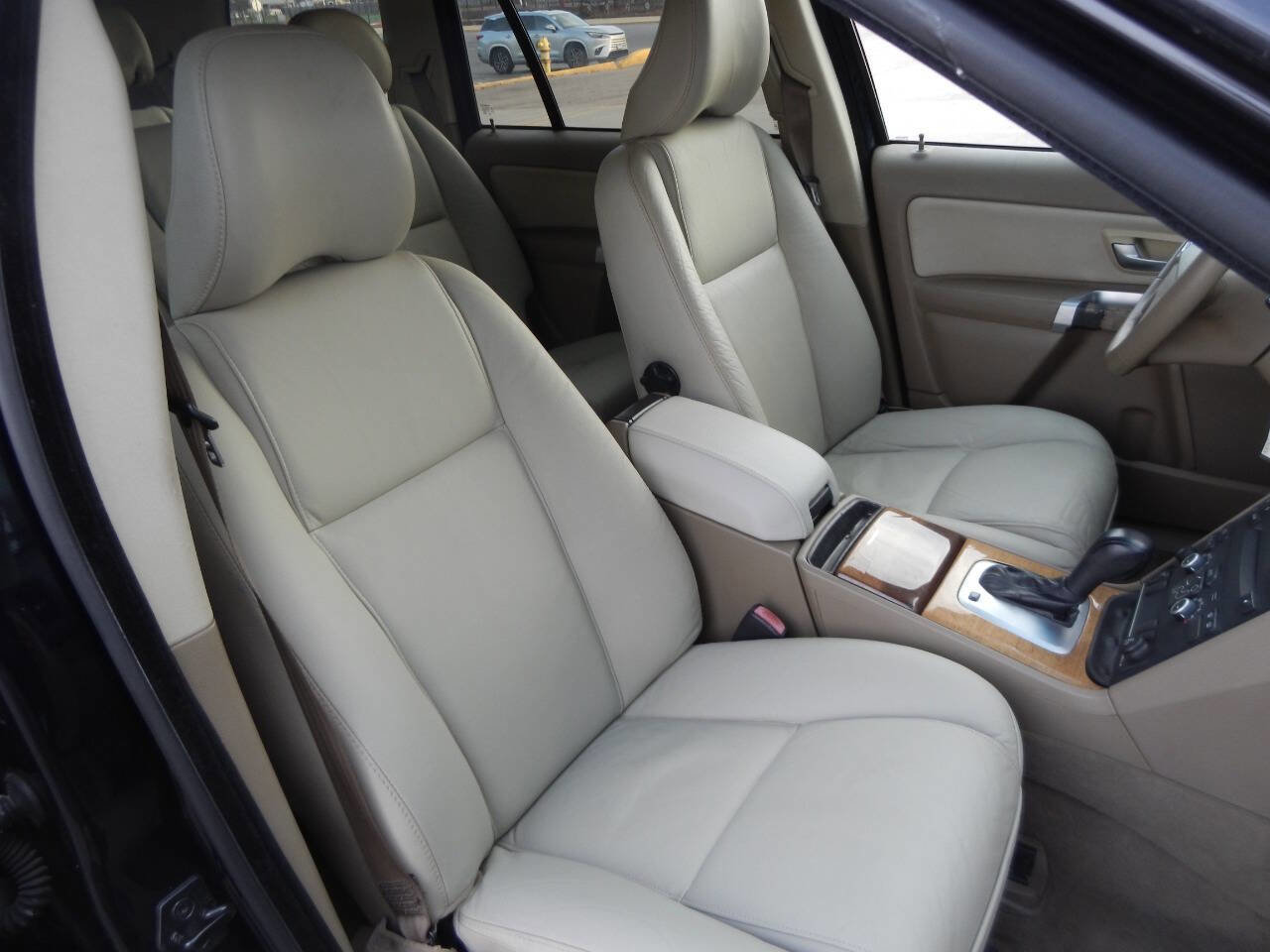 Used 2008 Volvo XC90 3.2 image 37