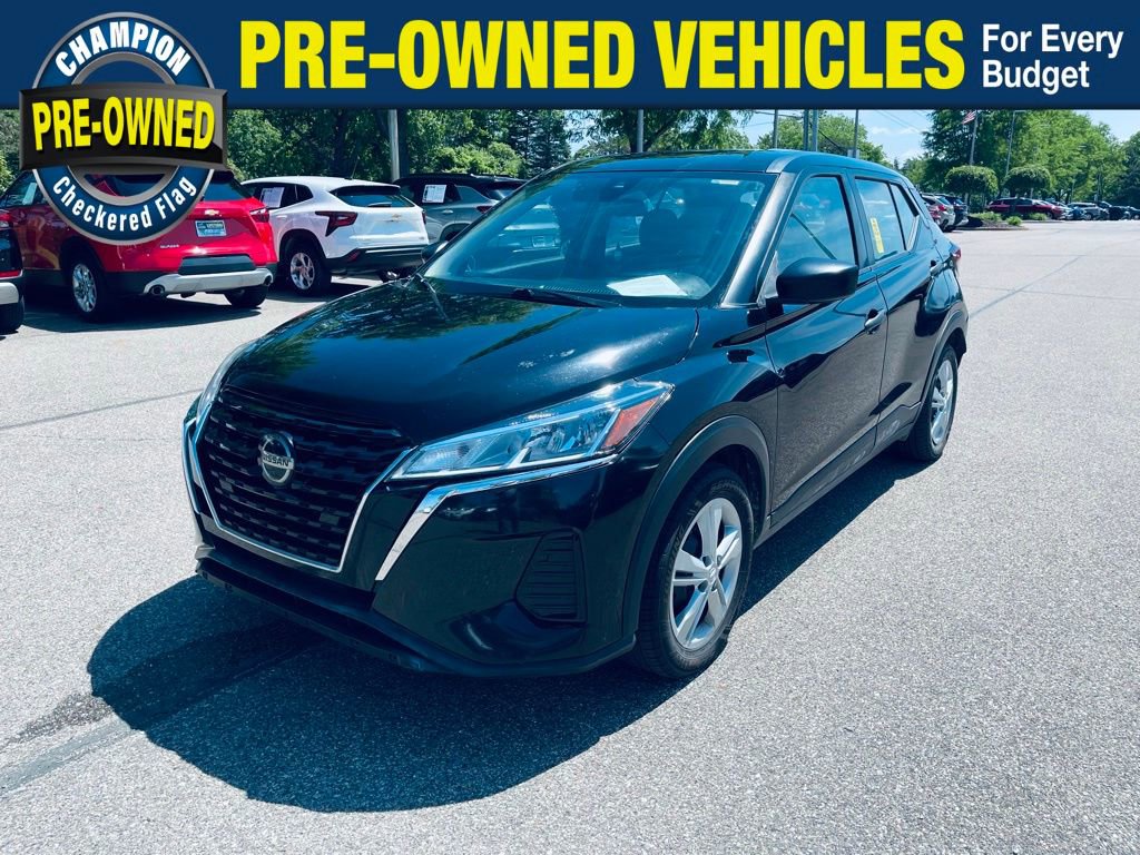 Used 2021 Nissan Kicks S FWD image 1