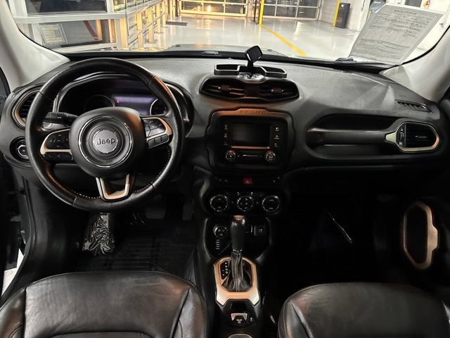Used 2017 Jeep Renegade Trailhawk AWD/4WD image 20