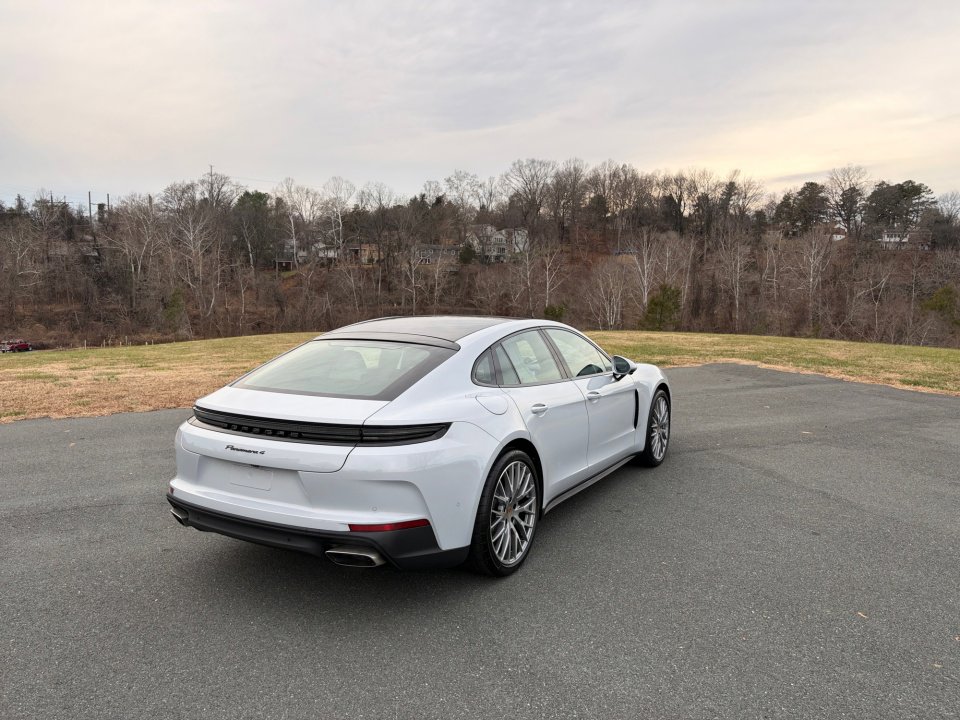 New 2026 Porsche Panamera 4 image 7