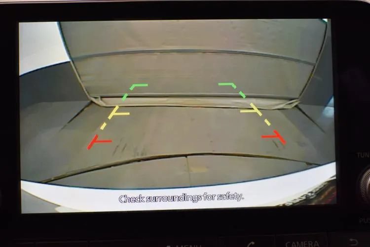 Used 2025 Nissan Sentra SV FWD image 30