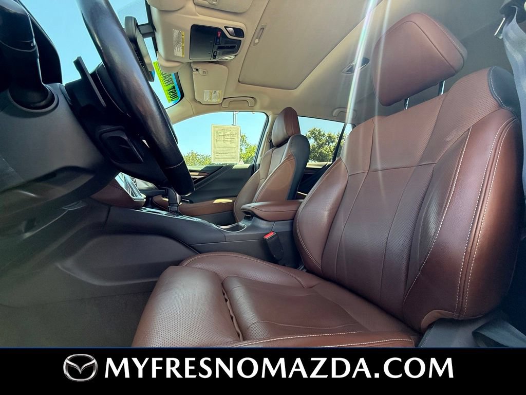 Used 2021 Subaru Outback Touring AWD/4WD image 35