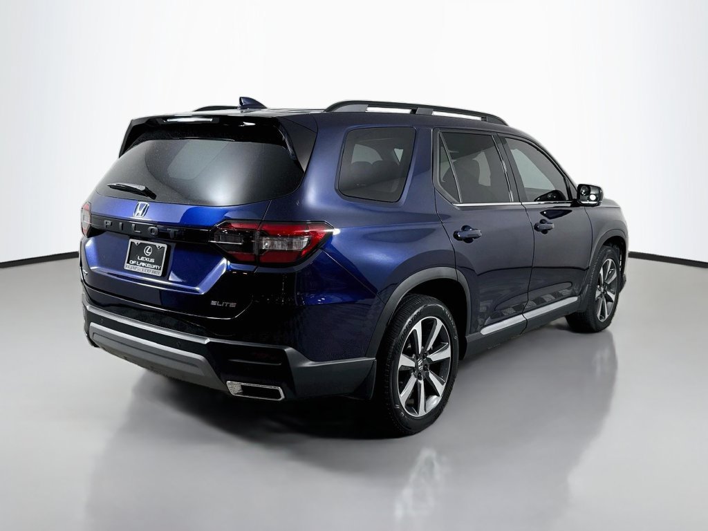 Used 2023 Honda Pilot Elite image 5