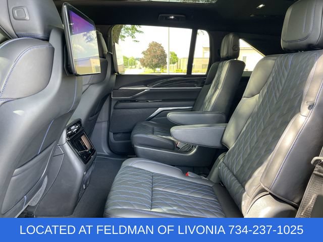 Used 2025 Cadillac Escalade IQ Sport 1 w/ Smart Trailering package AWD/4WD image 23