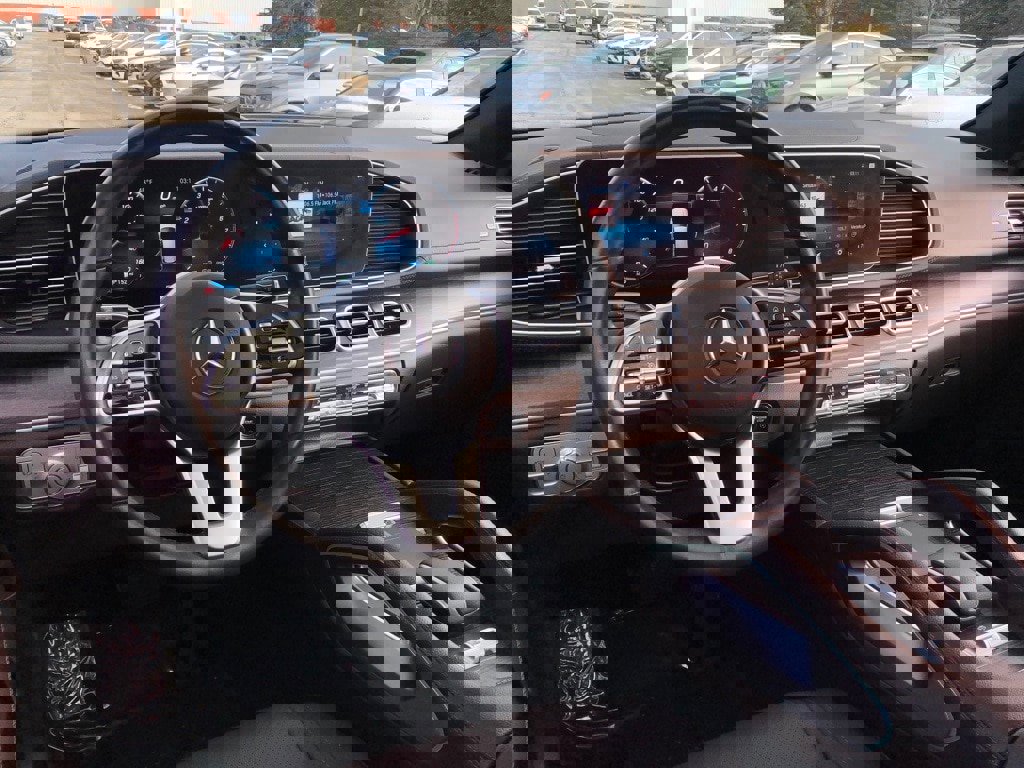 Certified 2022 Mercedes-Benz GLS 450 4MATIC image 16