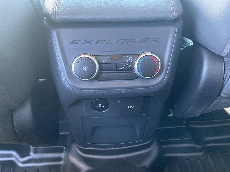 Used 2025 Ford Explorer ST image 43