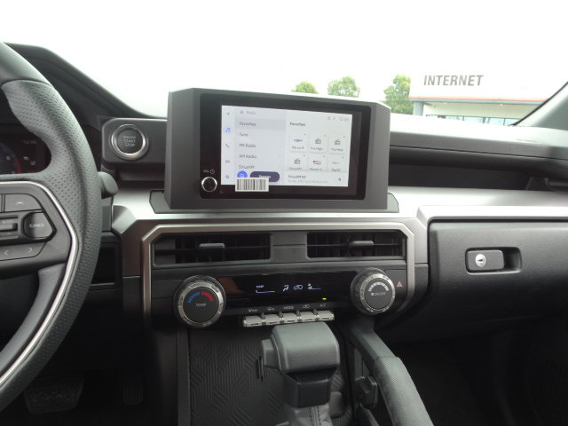 New 2026 Toyota 4Runner SR5 AWD/4WD image 18