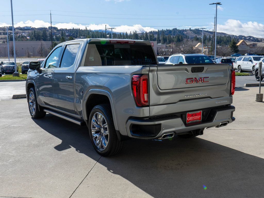 Used 2024 GMC Sierra 1500 Denali w/ Denali Reserve Package AWD/4WD image 5