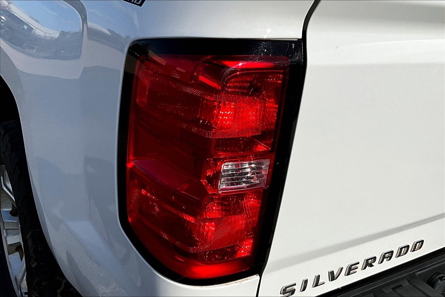 Used 2018 Chevrolet Silverado 1500 LT w/ Texas Edition image 26