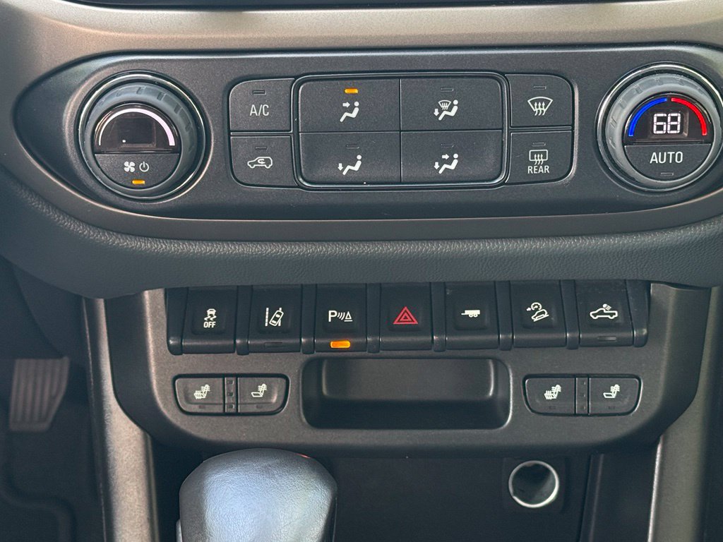 Used 2022 Chevrolet Colorado Z71 w/ Safety Package RWD image 19