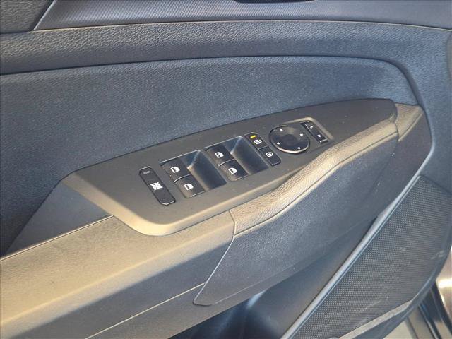 Used 2026 Kia Sportage LX FWD image 11