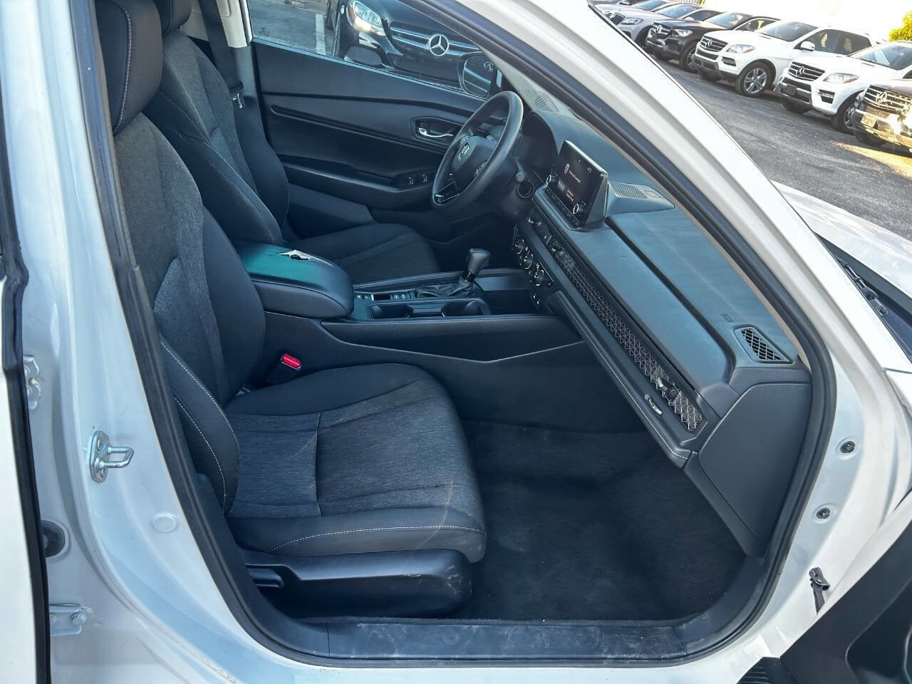 Used 2023 Honda Accord EX image 17