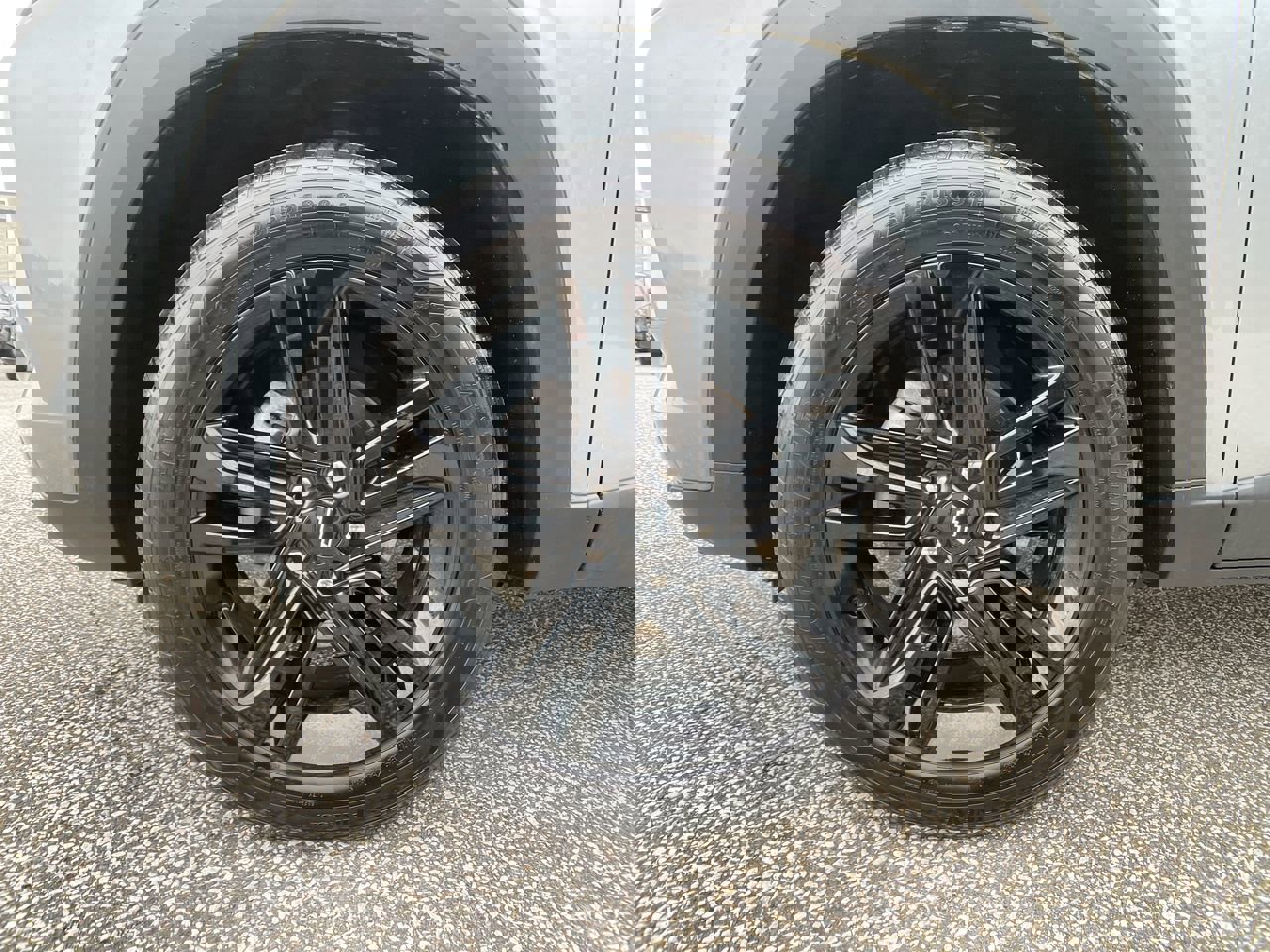 Used 2025 Chevrolet Trax ACTIV w/ Driver Confidence Package image 11