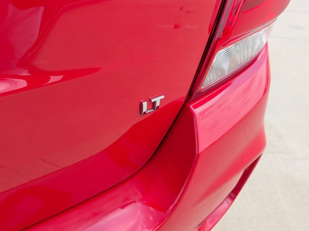 Used 2020 Chevrolet Trax LT FWD image 33